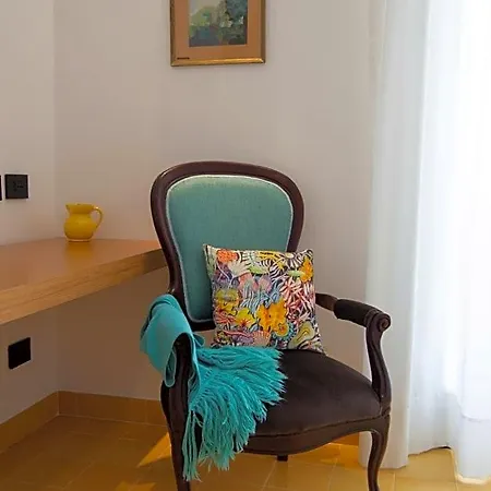 Nicotera29 B&B 비코에쿠엔세